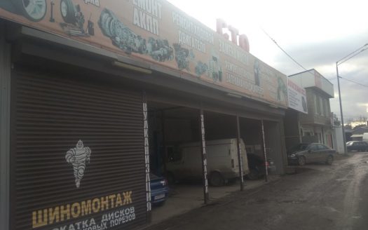 Автосервис с магазином автозапчастей на федеральной трассе