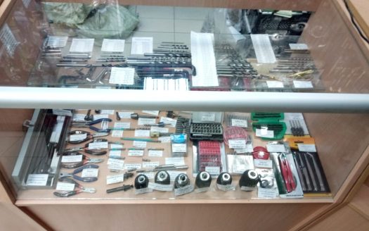 Магазин крепежа и инструмента