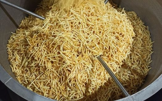 Продаём бизнес по производству чипсов из натурального картофеля.