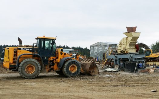 Действующее предприятие по производству нерудных строительных материалов вместе с сырьевой базой